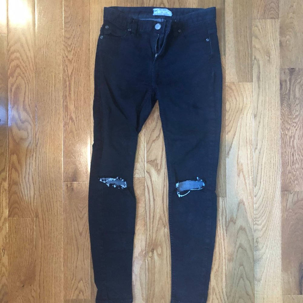 Free People Black Skinny Jeans Size 25 Distressed Knee Holes 61855-16515125
